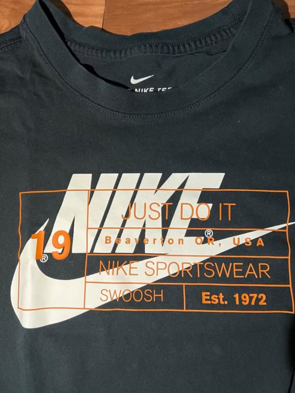 Nike Sportswear Graphic Tee — Black, Size S
